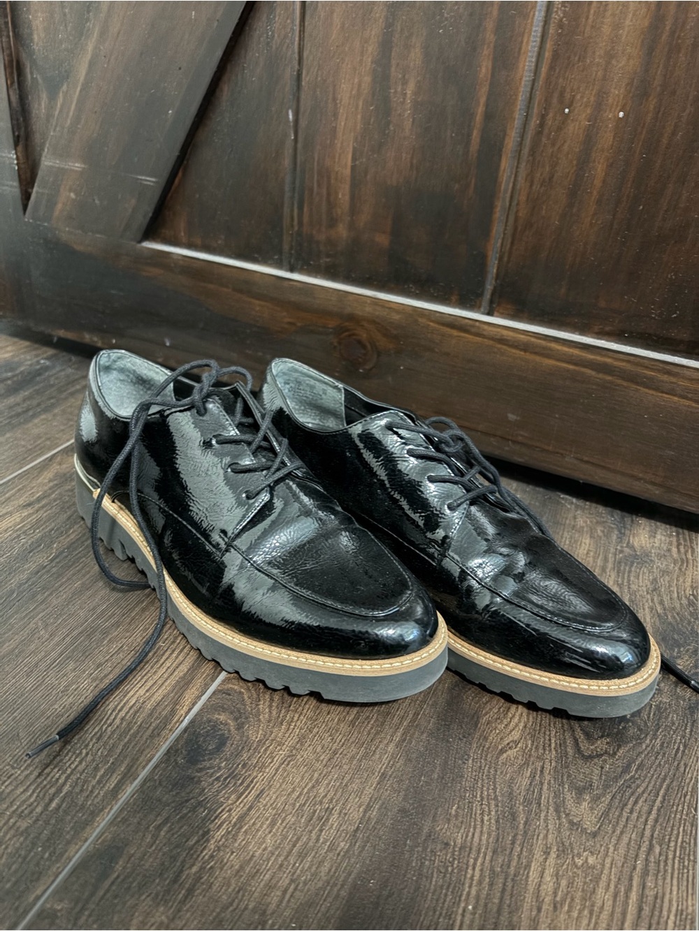 Franco Sarto Black Patent Leather Lace-Up Flats with Contrasting Welt